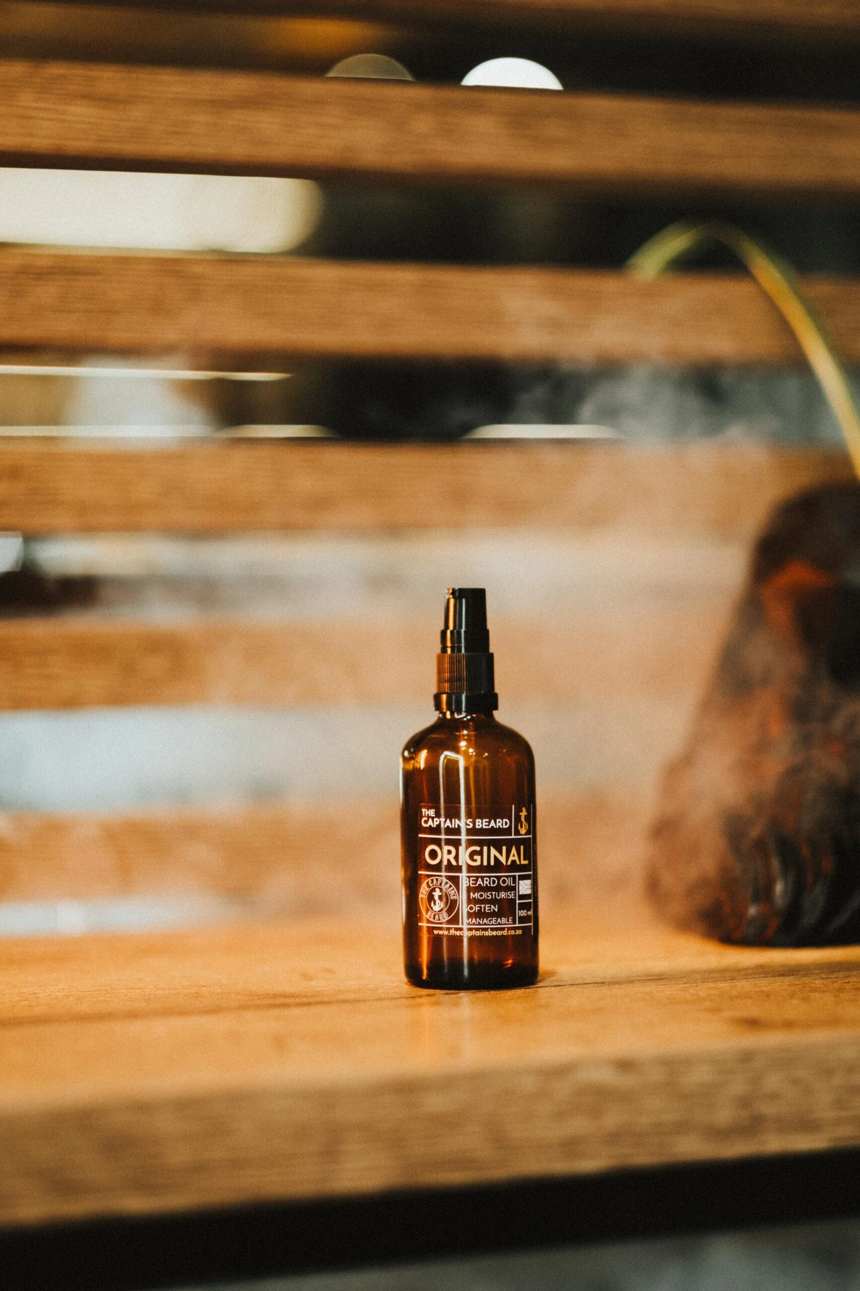 The Captains Beard Oil - 100ml / Original The Captains Beard Oil - 100ml / Original -CROWN SHOP Original 100ml scaled 1